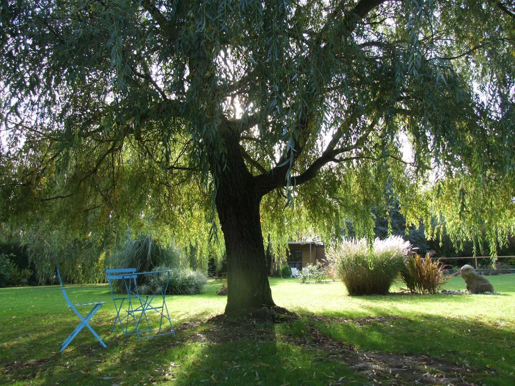 Le Clos Du Clocher Gueudecourt Exterior photo